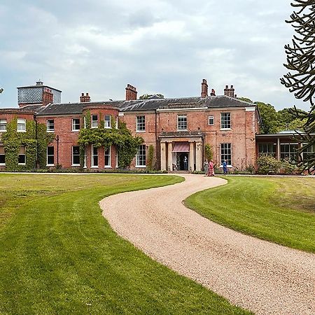 The Retreat, Elcot Park Hotel Newbury  Bagian luar foto