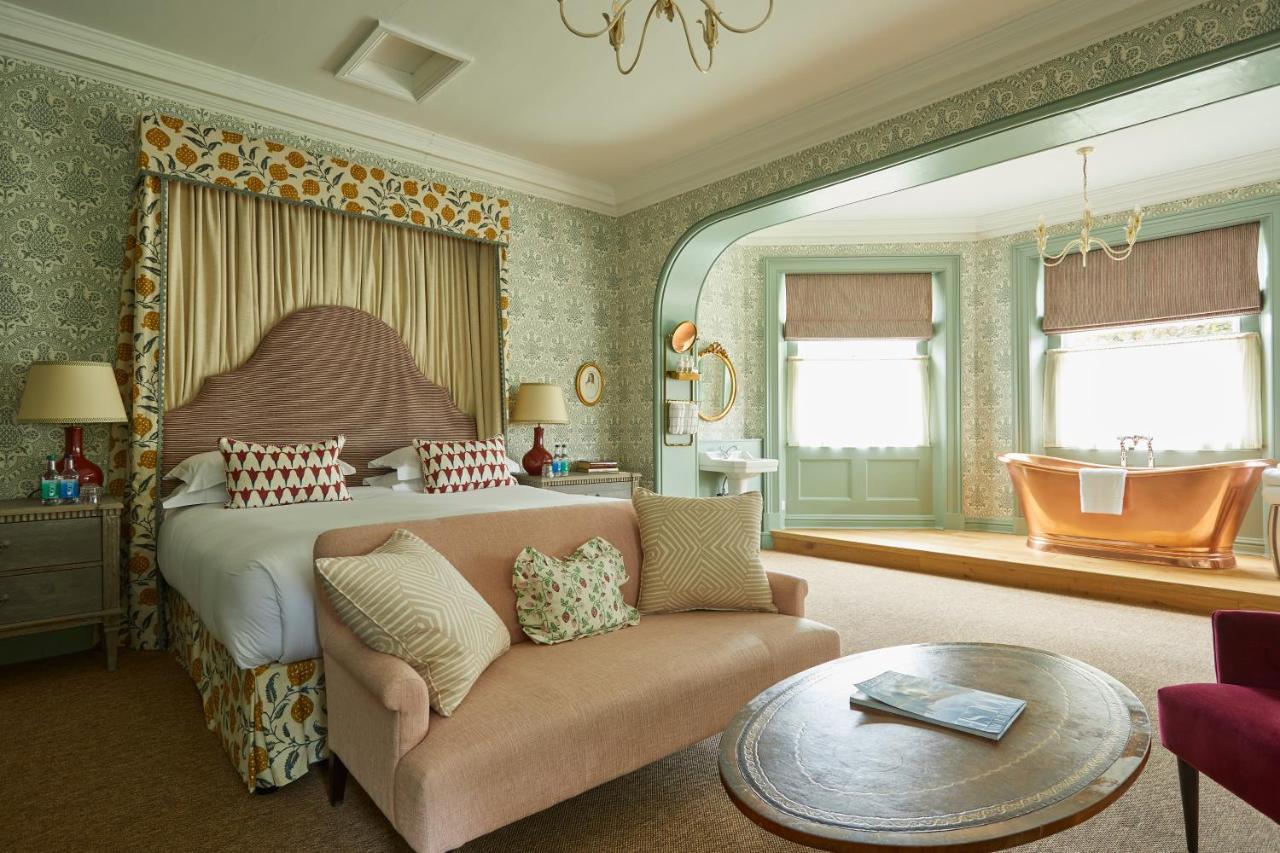 The Retreat, Elcot Park Hotel Newbury  Bagian luar foto
