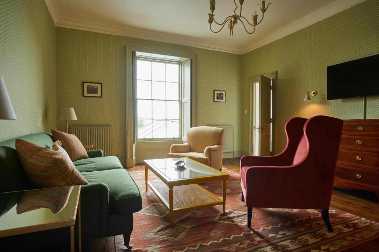 The Retreat, Elcot Park Hotel Newbury  Bagian luar foto