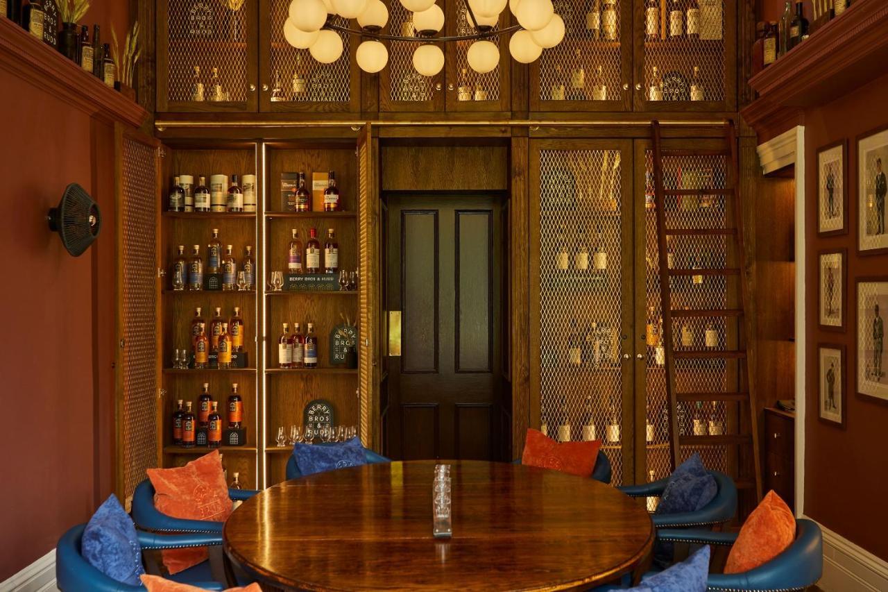 The Retreat, Elcot Park Hotel Newbury  Bagian luar foto