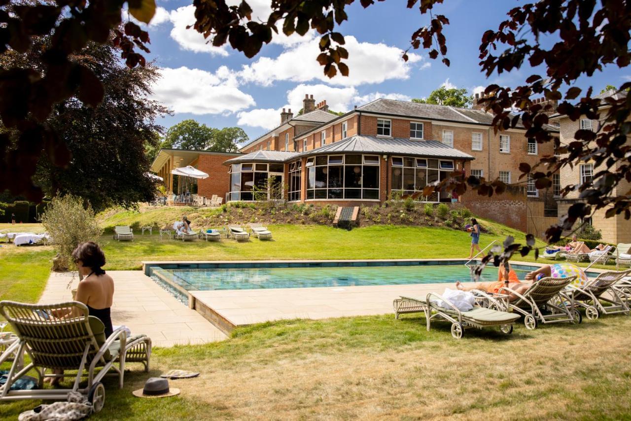 The Retreat, Elcot Park Hotel Newbury  Bagian luar foto