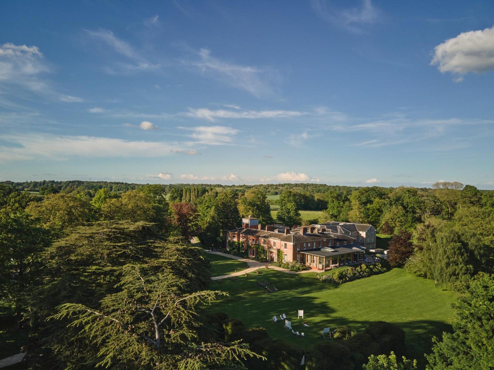 The Retreat, Elcot Park Hotel Newbury  Bagian luar foto